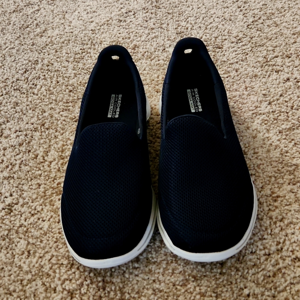 Skechers Go Walk 5